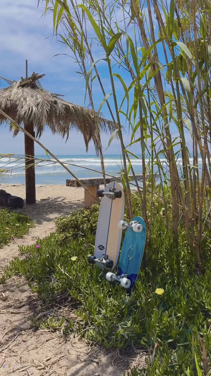 
                  
                    Load and play video in Gallery viewer, Carver - 27.5&amp;quot;  Bing Puck Surfskate Complete CX
                  
                