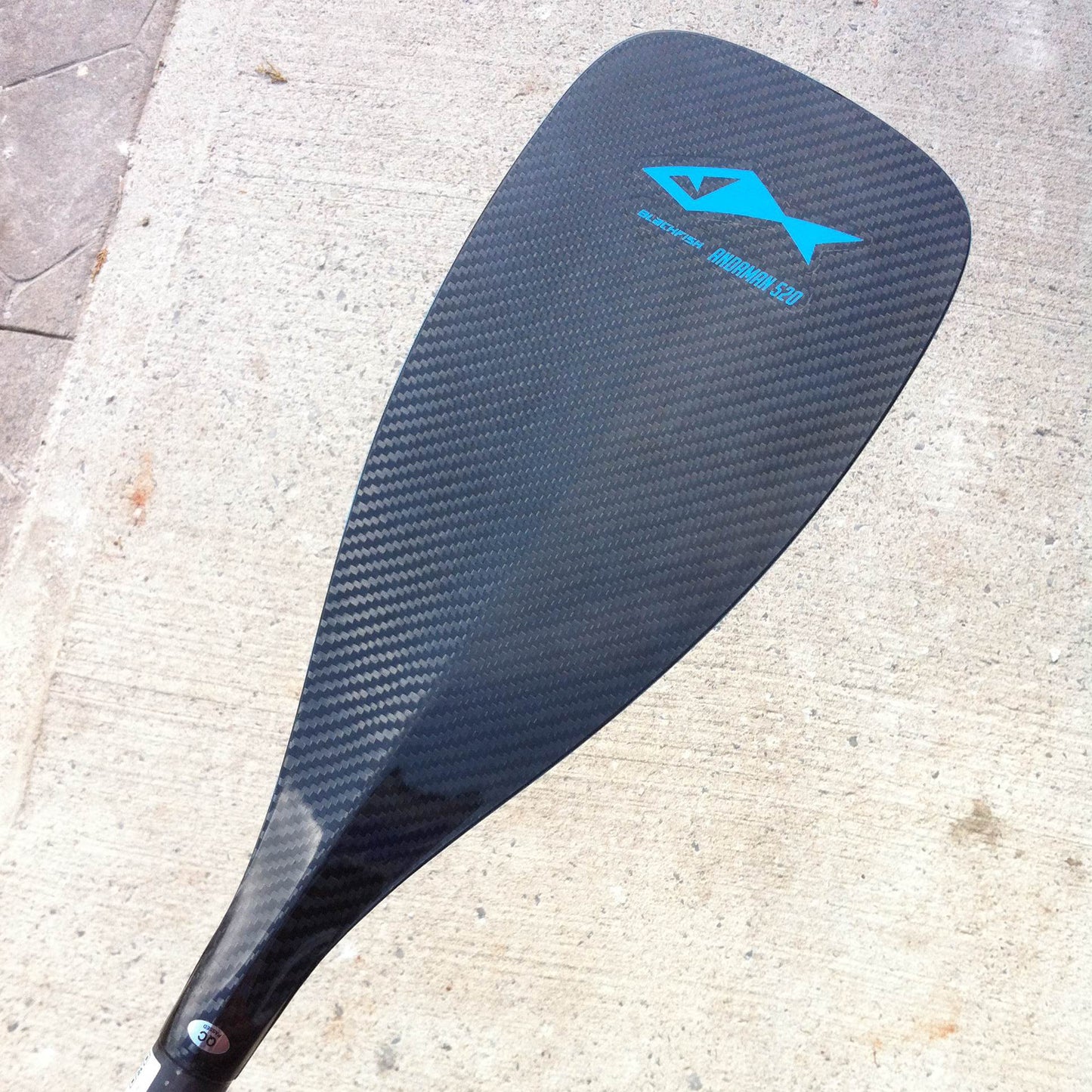 
                  
                     SUP paddles - Blackfish Andaman 520 3k Carbon Round Ergo Handle - Surf Ontario
                  
                