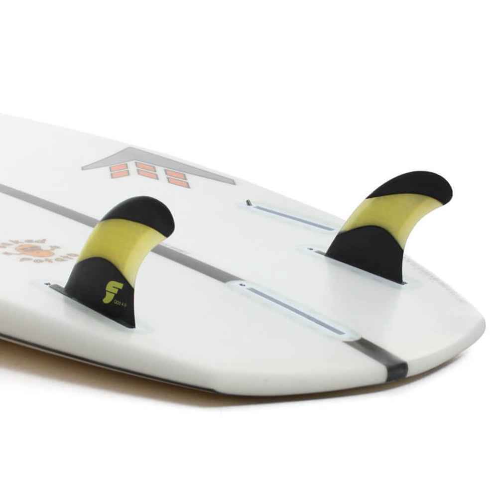 FUTURES QUAD REAR QD2 4.0 Techflex Fin Pair Carbon/Yellow FUTURES QUAD REAR QD2 4.0 Techflex Fin Pair Carbon/Yellow