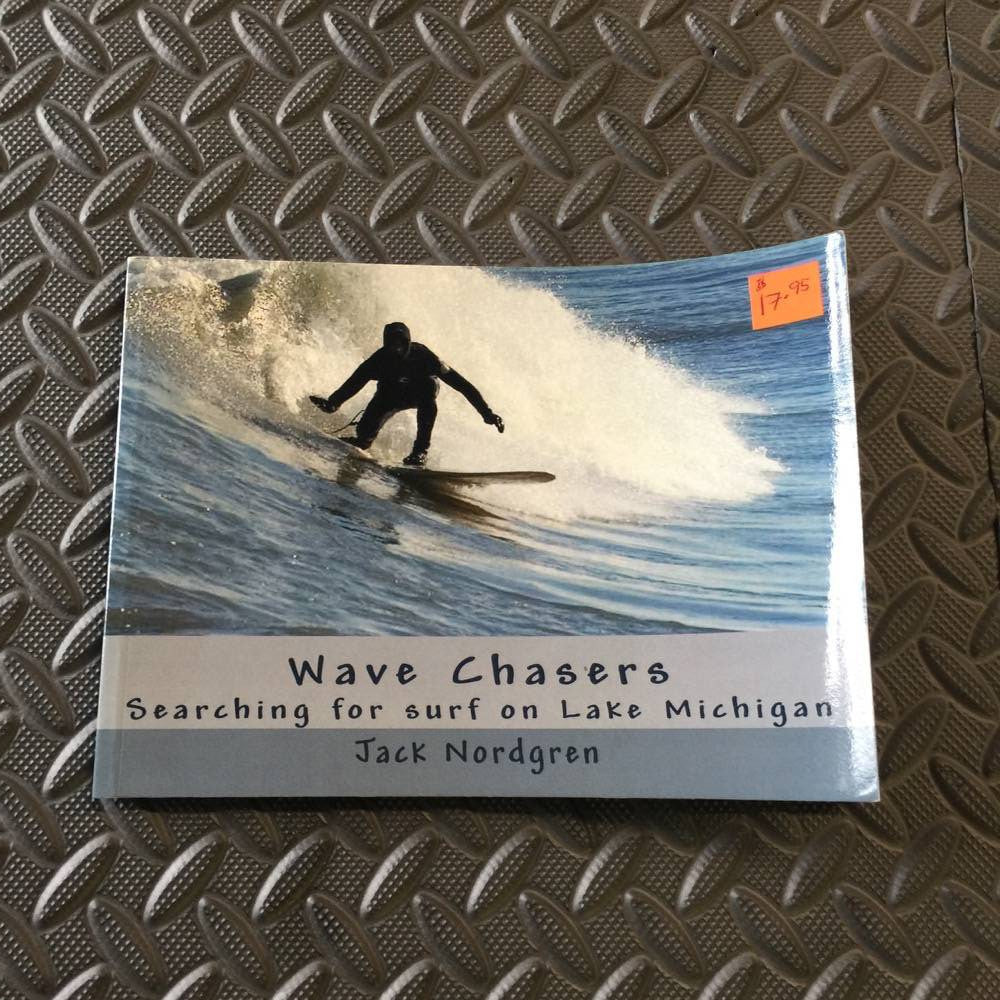  Books - Wave Chasers - Surf Ontario