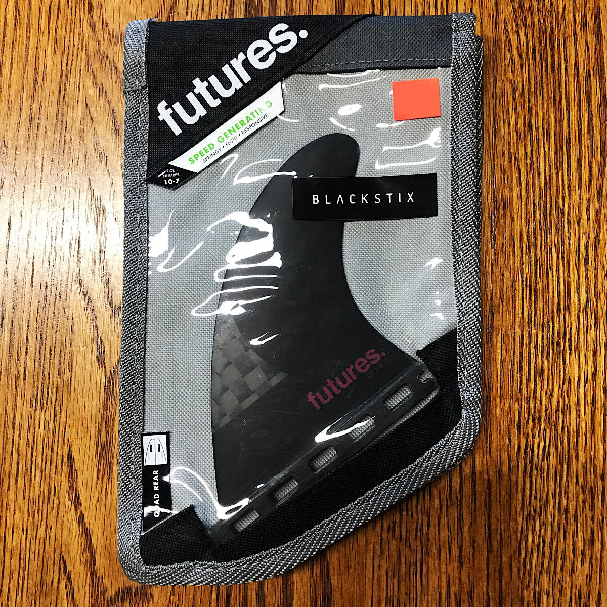 
                  
                    Futures QUAD REAR Blackstix 3.0 - Smoke/Violet - QD2 4.15 80/20 - Large
                  
                
