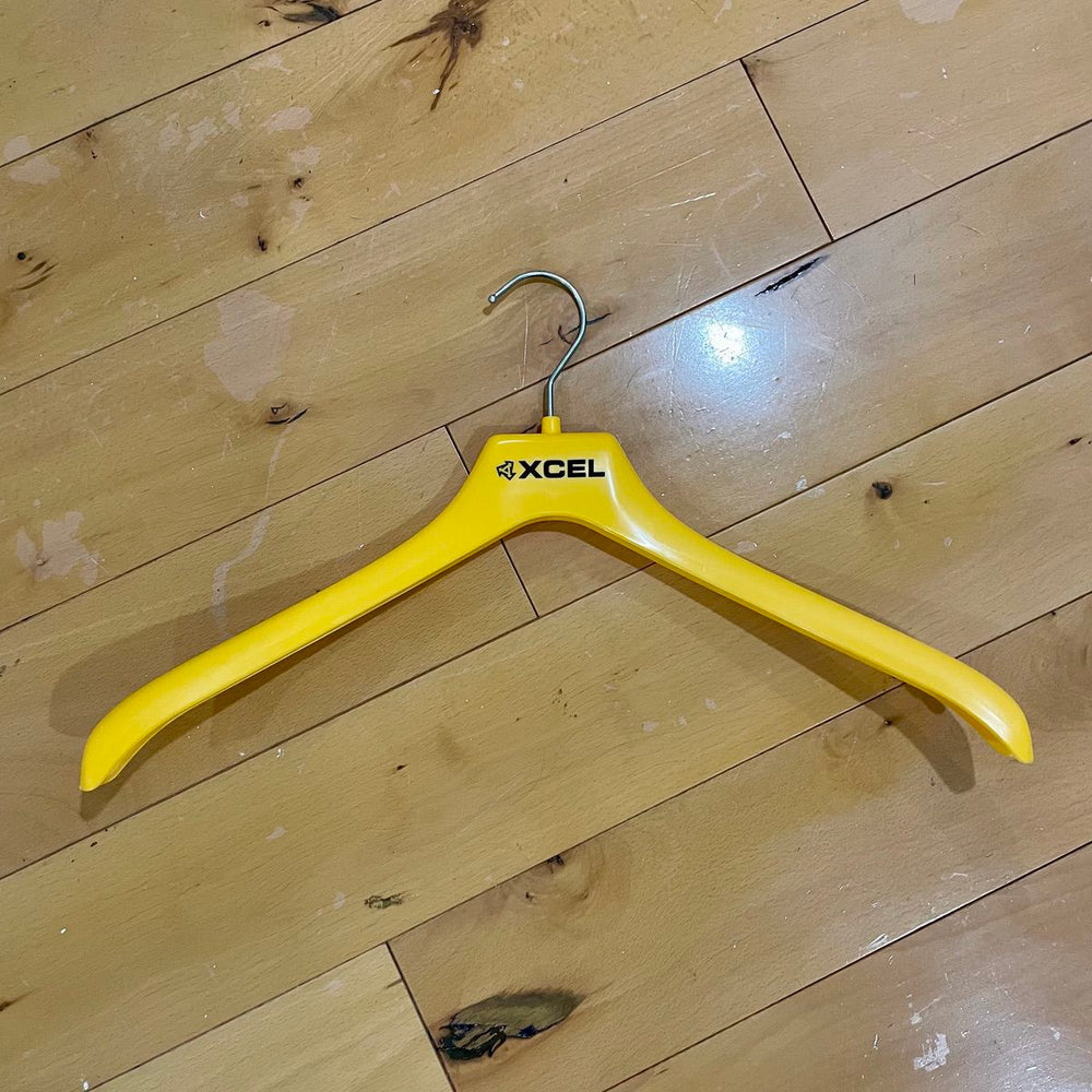 Wetsuit hangers (Pick up only)