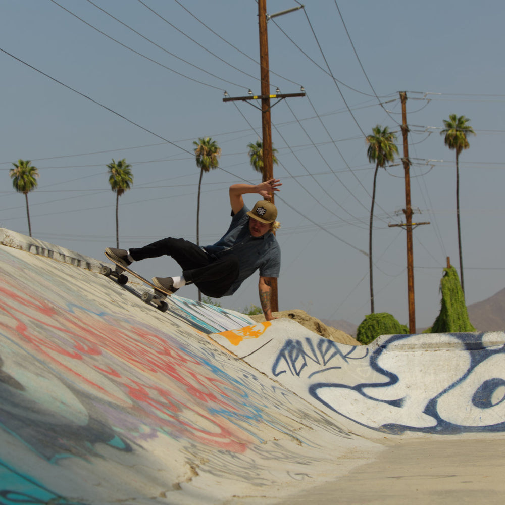 Carver Trucks - CX and C7 - surfskate - pumping surf truck